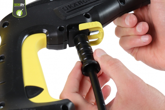 Guide photos remplacement tuyau flexible haute pression Karcher K2 Basic (Etape 3 - image 3)