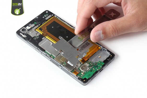 Guide photos remplacement carte mère Huawei P8 Lite (Etape 13 - image 2)