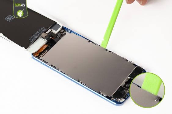 Guide photos remplacement bloc carte mère & batterie iPod Touch 7 (Etape 6 - image 2)