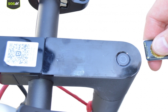 Guide photos remplacement accélérateur Xiaomi M365 (Etape 2 - image 2)