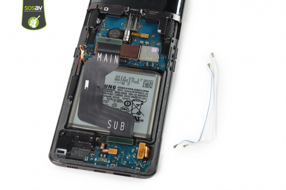 Guide photos remplacement câbles d'interconnexion Galaxy A80 (Etape 17 - image 1)