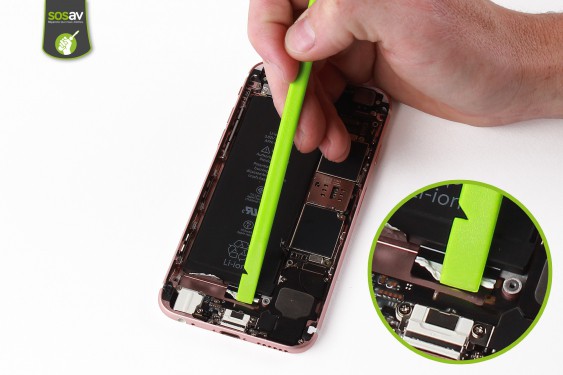 Guide photos remplacement bouton vibreur iPhone 6S (Etape 13 - image 4)