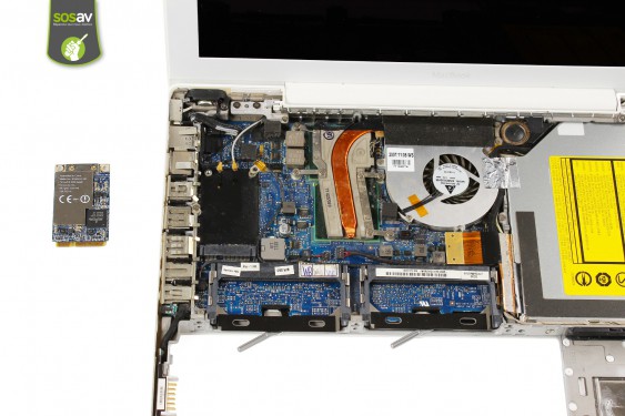 Guide photos remplacement haut-parleur gauche Macbook Core 2 Duo (A1181 / EMC2200) (Etape 11 - image 4)