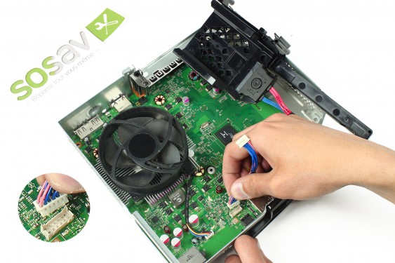 Guide photos remplacement câble d'alimentation du lecteur dvd Xbox 360 S (Etape 40 - image 2)