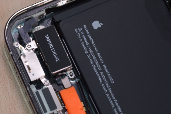 Guide photos remplacement batterie iPhone 13 Pro Max (Etape 8 - image 3)
