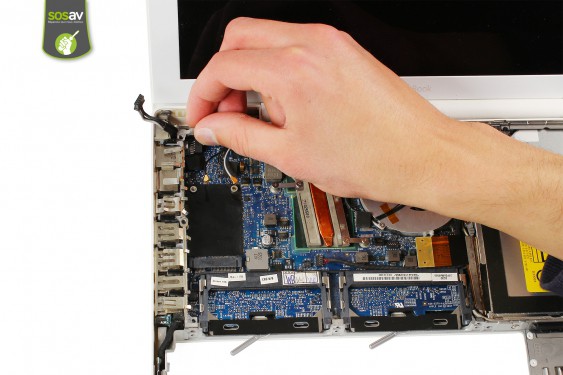 Guide photos remplacement connecteur d'alimentation magsafe Macbook Core 2 Duo (A1181 / EMC2200) (Etape 14 - image 2)