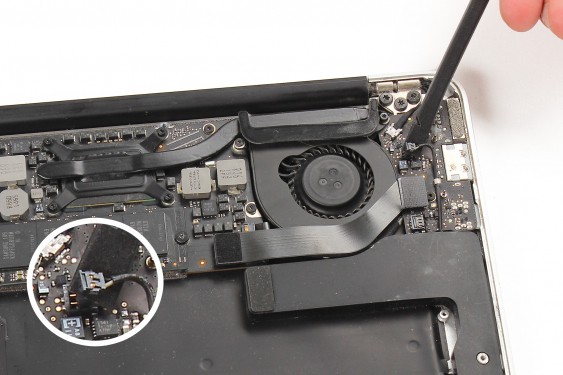 Guide photos remplacement microphone Macbook Air 13" mi-2011 EMC2469 (A1369) (Etape 6 - image 2)