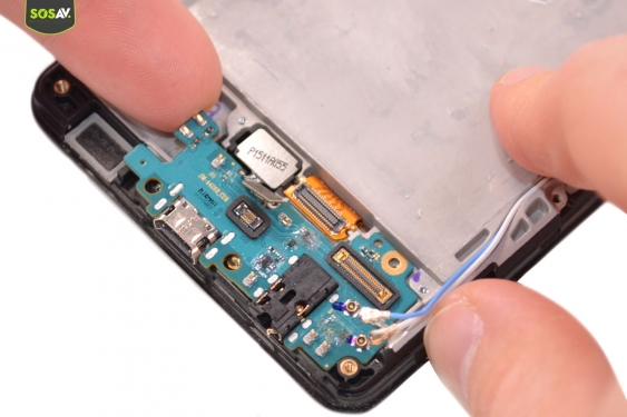 Guide photos remplacement connecteur de charge Galaxy A42 5G (Etape 14 - image 3)