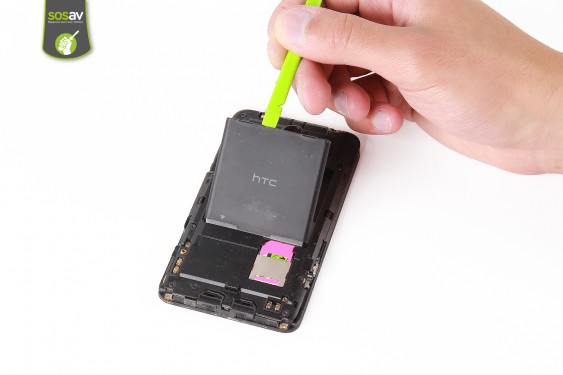 Guide photos remplacement lecteur carte sim HTC Titan (Etape 3 - image 2)