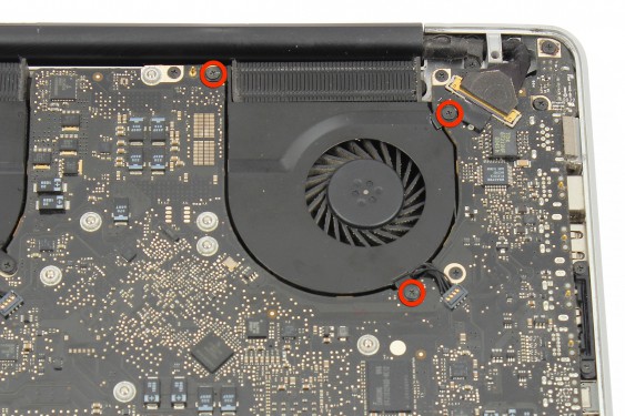Guide photos remplacement ventilateur droit MacBook Pro 15" Fin 2008 - Début 2009 (Modèle A1286 - EMC 2255) (Etape 10 - image 1)