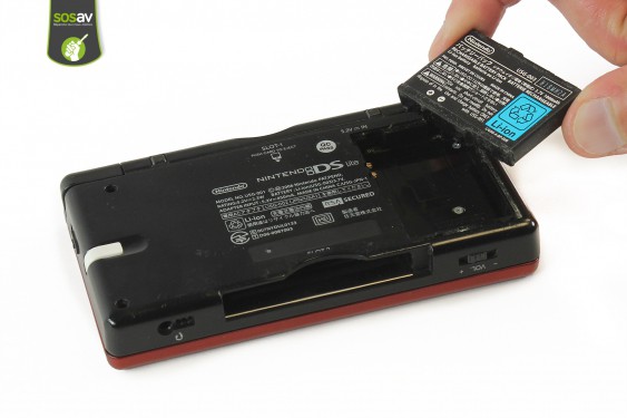 Guide photos remplacement coque supérieure Nintendo DS Lite (Etape 4 - image 3)