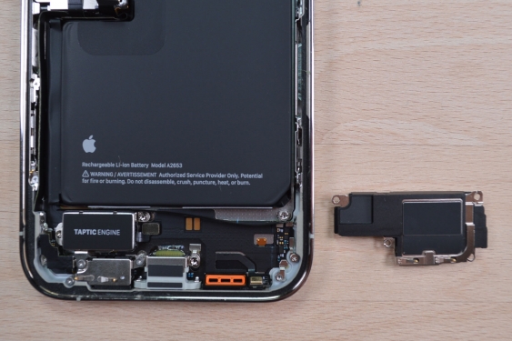 Guide photos remplacement connecteur de charge iPhone 13 Pro Max (Etape 7 - image 3)