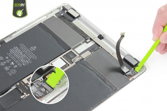 Guide photos remplacement nappe raccordement boutons / caméra iPad Pro 12,9" (2015) (Etape 26 - image 2)