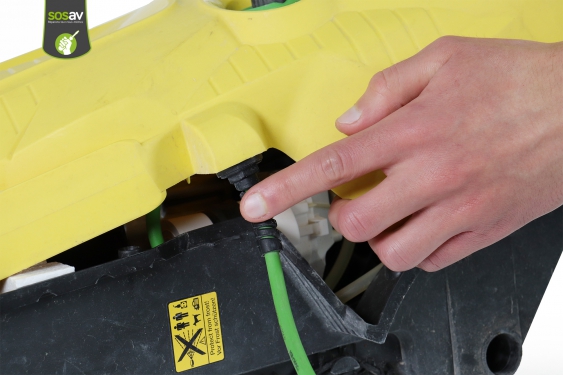 Guide photos remplacement bouton ecologic Karcher K3.800 Ecologic (Etape 9 - image 1)