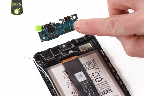 Guide photos remplacement connecteur de charge Galaxy A32 (Etape 14 - image 3)