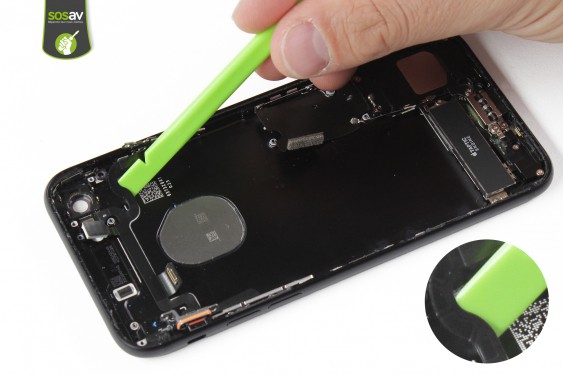 Guide photos remplacement nappe power, vibreur, volume, flash et micro externe iPhone 7 (Etape 47 - image 1)