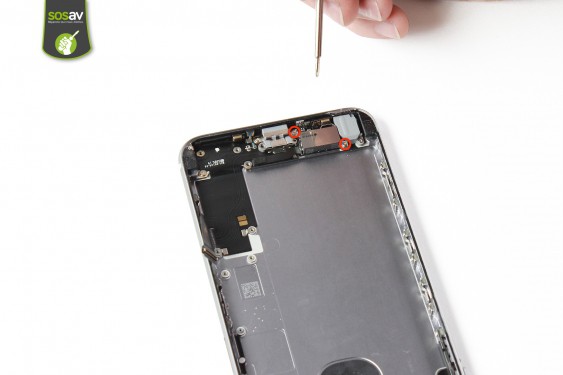 Guide photos remplacement connecteur de charge iPhone 6S Plus (Etape 45 - image 1)
