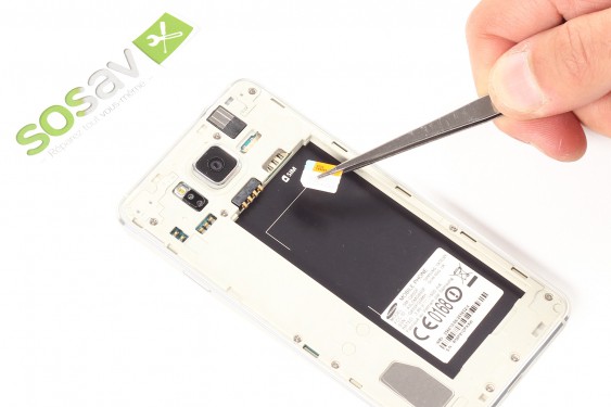 Guide photos remplacement bouton power Samsung Galaxy Alpha (Etape 4 - image 4)