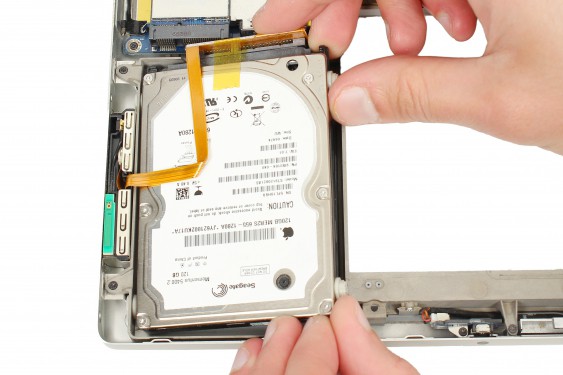 Guide photos remplacement disque dur mécanique vers ssd Macbook Pro 17"  Modèles A1151, A1212, 1229 & A1261 (Etape 19 - image 3)