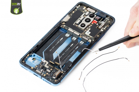 Guide photos remplacement câbles d'interconnexion OnePlus 7T Pro (Etape 27 - image 2)