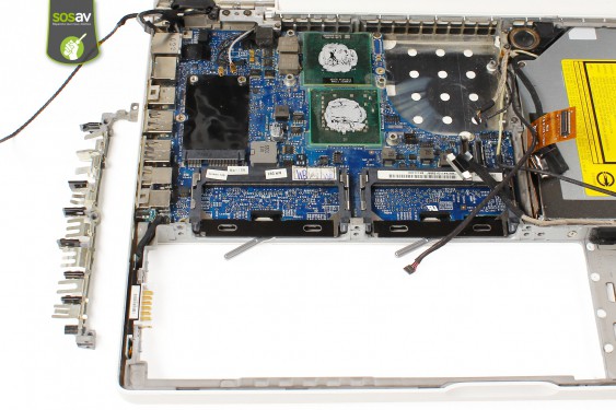 Guide photos remplacement carte mère Macbook Core 2 Duo (A1181 / EMC2200) (Etape 23 - image 3)