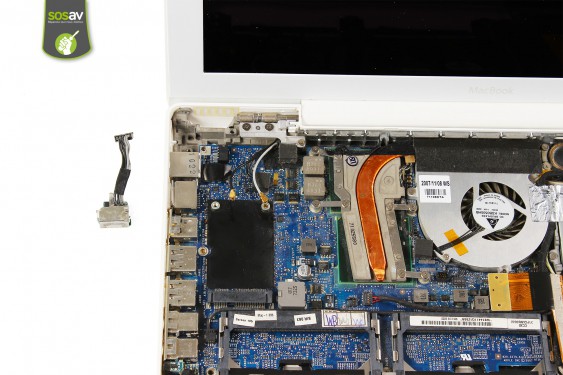 Guide photos remplacement connecteur d'alimentation magsafe Macbook Core 2 Duo (A1181 / EMC2200) (Etape 17 - image 1)
