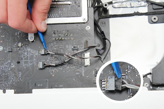 Guide photos remplacement ventilateur du processeur iMac 27" fin 2009 (EMC 2309 et 2374) (Etape 48 - image 2)