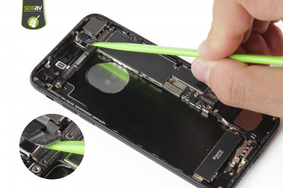 Guide photos remplacement nappe power, vibreur, volume, flash et micro externe iPhone 7 (Etape 23 - image 2)