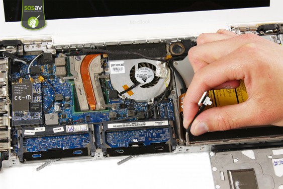 Guide photos remplacement connecteur d'alimentation et de données du disque dur Macbook Core 2 Duo (A1181 / EMC2200) (Etape 14 - image 1)