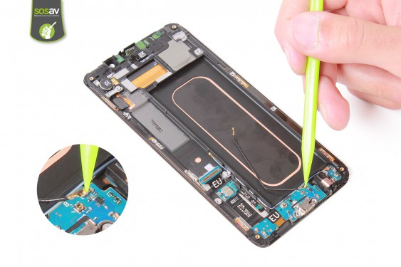 Guide photos remplacement connecteur de charge Samsung Galaxy S6 Edge + (Etape 17 - image 4)