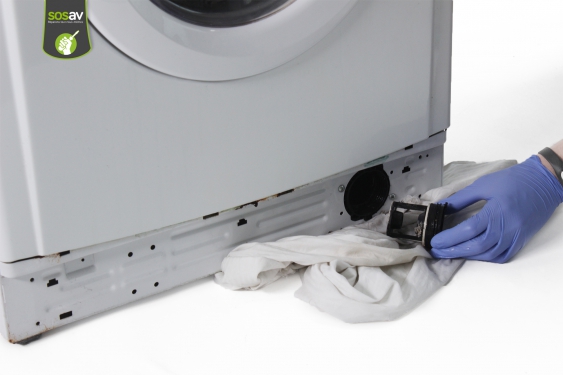 Guide photos remplacement filtre Machine à laver (Etape 4 - image 1)
