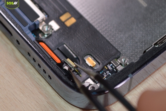 Guide photos remplacement connecteur de charge iPhone 13 Pro (Etape 16 - image 2)