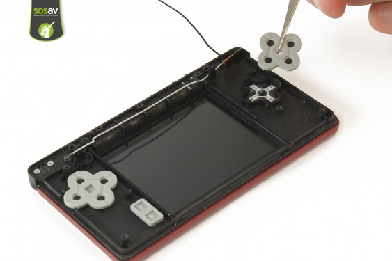 Guide photos remplacement flèche directionnelle Nintendo DS Lite (Etape 24 - image 2)