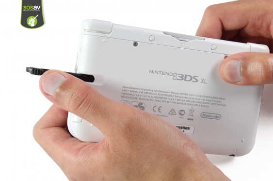 Guide photos remplacement coque arrière Nintendo 3DS XL (Etape 2 - image 2)