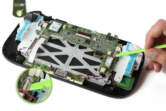 Guide photos remplacement flèche directionnelle gauche Gamepad Wii U (Etape 17 - image 1)