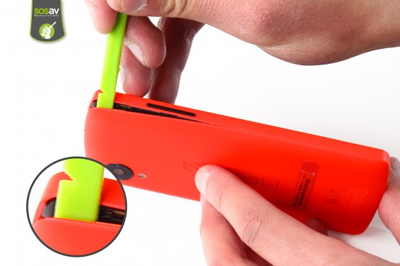 Guide photos remplacement coque arrière Nexus 5 (Etape 4 - image 2)