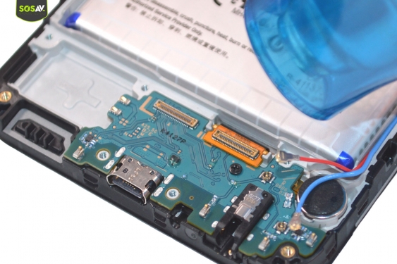 Guide photos remplacement connecteur de charge Galaxy A25 5G (Etape 7 - image 1)