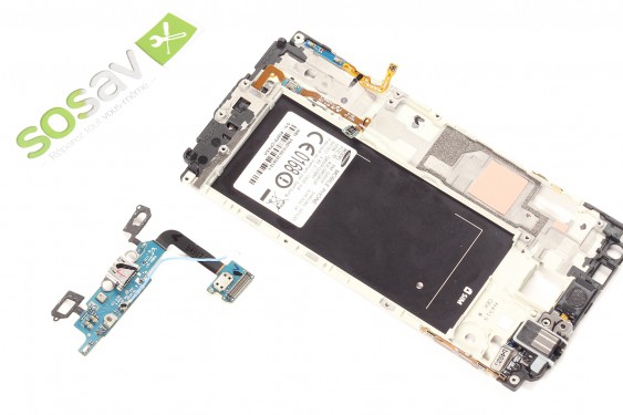 Guide photos remplacement connecteur de charge Samsung Galaxy Alpha (Etape 21 - image 1)