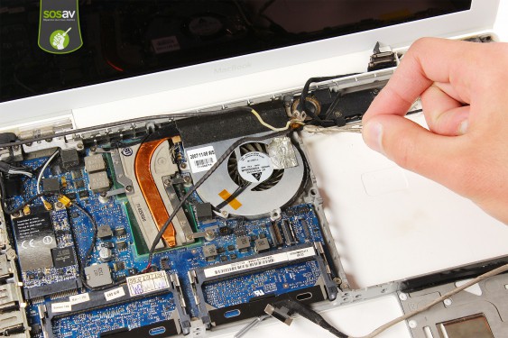 Guide photos remplacement pile de sauvegarde Macbook Core 2 Duo (A1181 / EMC2200) (Etape 19 - image 3)