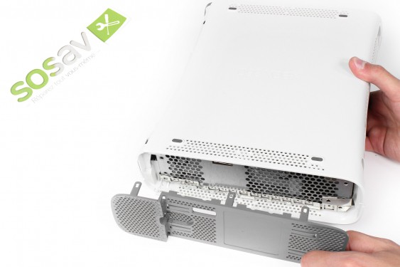 Guide photos remplacement conduit d'aération en plastique Xbox 360 (Etape 8 - image 2)