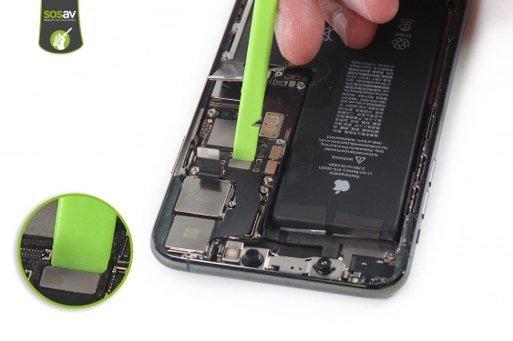 Guide photos remplacement carte mère iPhone 11 Pro Max (Etape 13 - image 1)