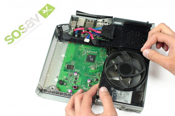Guide photos remplacement câble d'alimentation du lecteur dvd Xbox 360 S (Etape 36 - image 1)