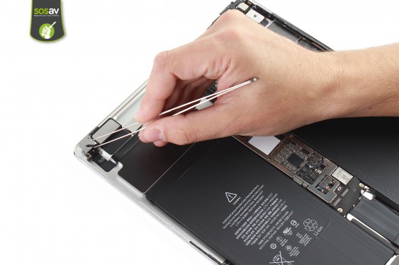 Guide photos remplacement châssis complet iPad Pro 12,9" (2015) (Etape 17 - image 1)