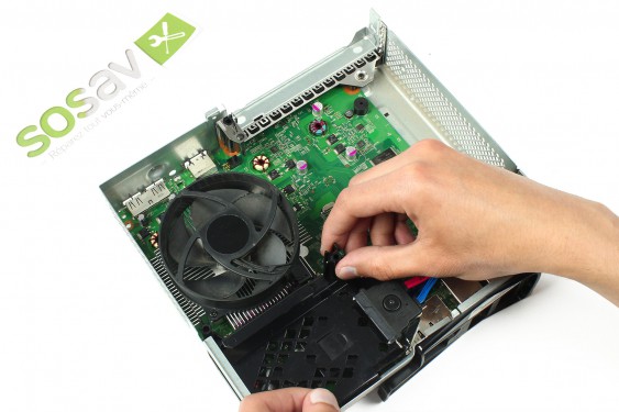 Guide photos remplacement câble d'alimentation du lecteur dvd Xbox 360 S (Etape 39 - image 1)