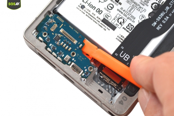 Guide photos remplacement connecteur de charge Galasy S25 Ultra (Etape 8 - image 4)