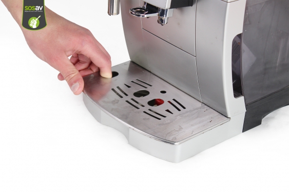 Guide photos remplacement tiroir à marc Machine à café Delonghi (ECAM 23.420.SB) (Etape 2 - image 1)