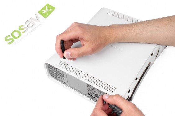 Guide photos remplacement câble d'alimentation du lecteur dvd Xbox 360 (Etape 7 - image 1)