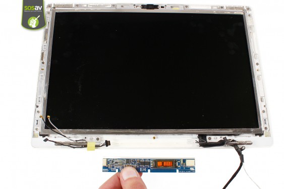 Guide photos remplacement inverter / onduleur Macbook Core 2 Duo (A1181 / EMC2200) (Etape 31 - image 3)