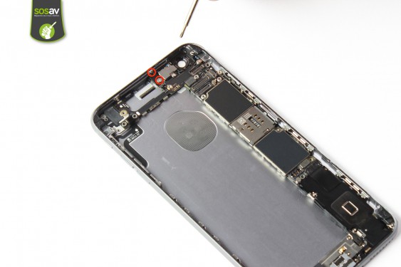 Guide photos remplacement bouton power iPhone 6S Plus (Etape 29 - image 1)