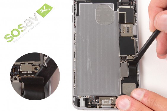 Guide photos remplacement vibreur et câble d'interconnexion iPhone 6 Plus (Etape 14 - image 2)